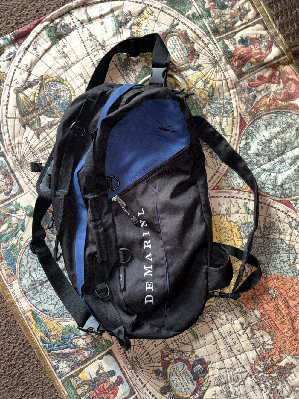 Tennis bag Wilson Men's Black & Blue Shoulder/Carry Bag
